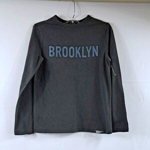 GAP BOYS LONG SLEEVED TOP NWOT